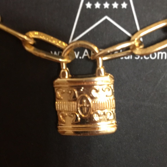 Area Stars Gold Tone Cross Padlock Pendant Necklace - Picture 8 of 8